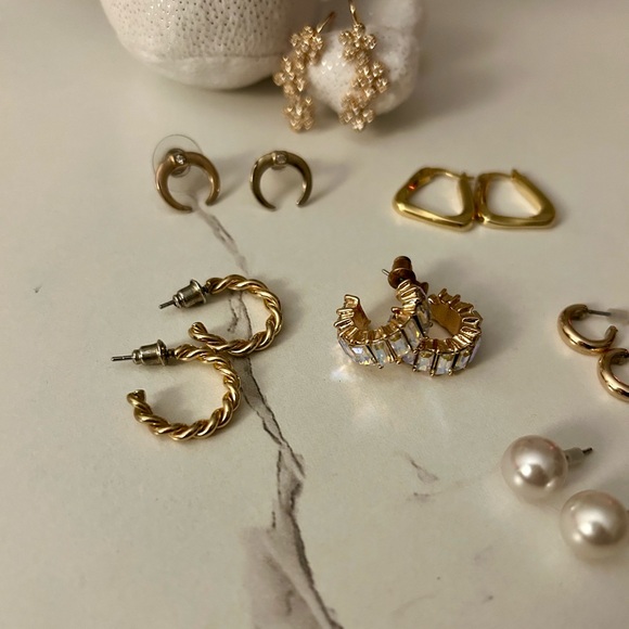 Gold Hoops & Pearl Earring Bundle - Picture 2 of 6
